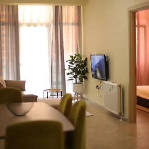  Appartement Pleasant With Free Dedicated Parking In Komuna E Parisit