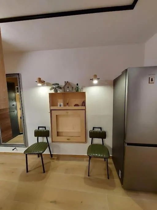 Frequency 286 Tirane Apartment Albania
