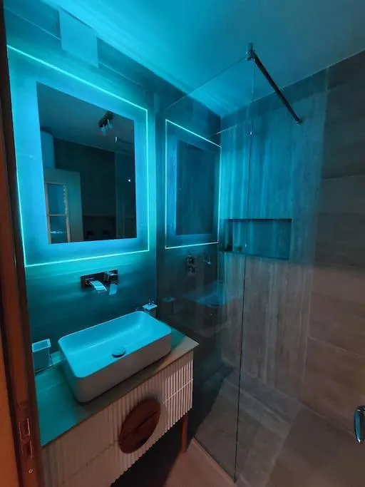 Frequency 286 Tirane Apartment 0*, Tirana Albania